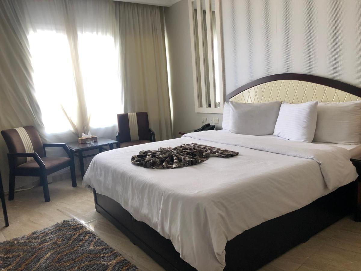 Fleet Club Mahrousa Alexandria Exterior photo A bedroom at the hotel