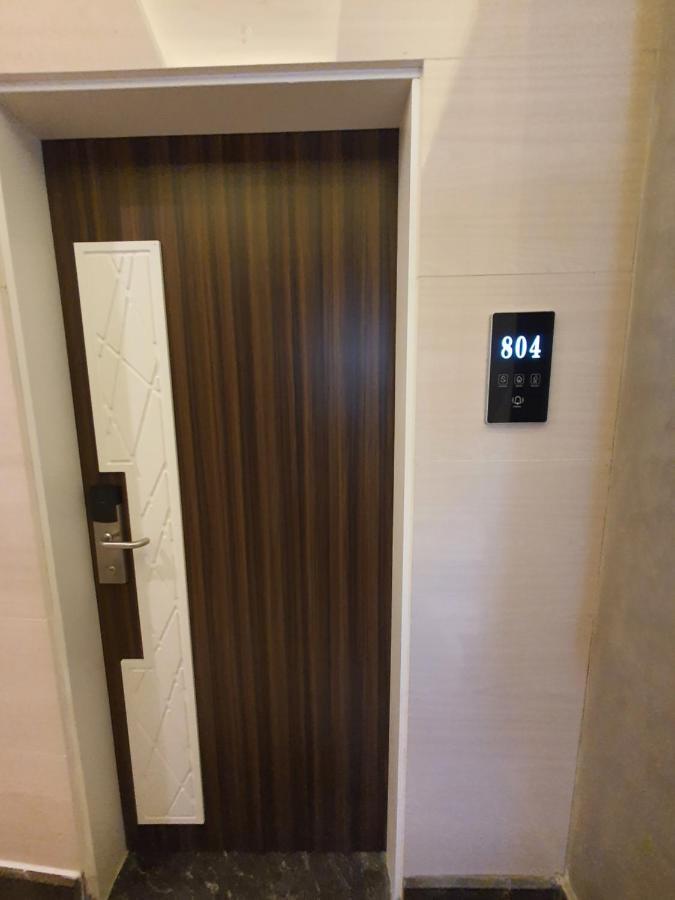 Fleet Club Mahrousa Alexandria Exterior photo A door with a doorbell
