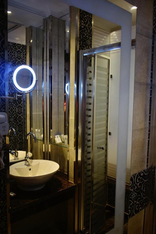 Fleet Club Mahrousa Alexandria Exterior photo A bathroom in the hotel